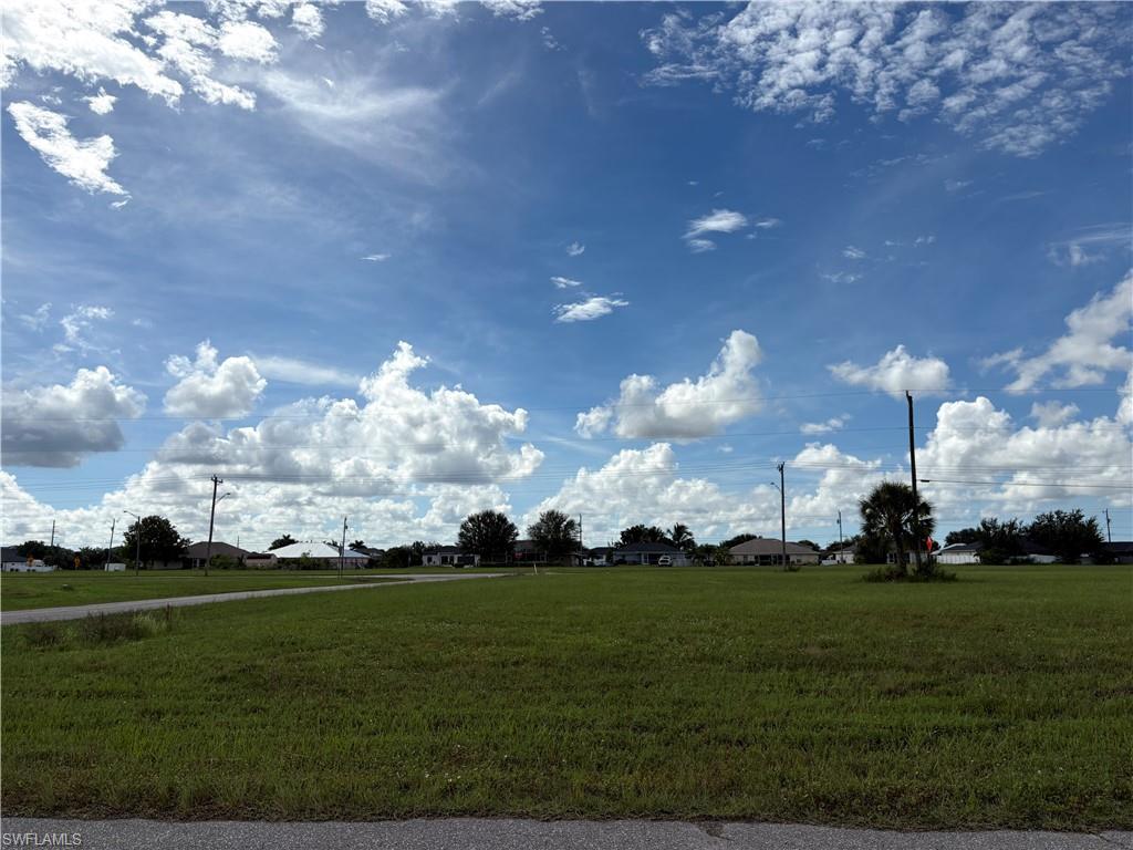 CAPE CORAL - Land