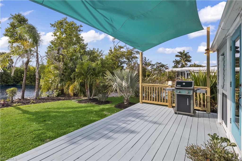 PINE ISLAND COVE - Residential