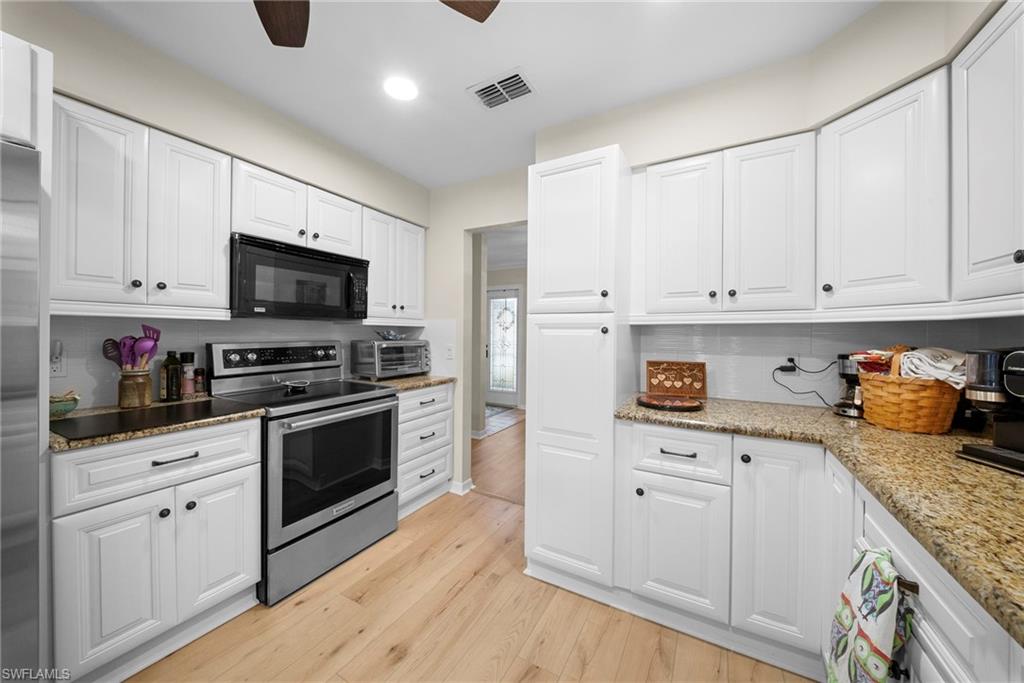 WYLDEWOOD LAKES CONDO - Residential