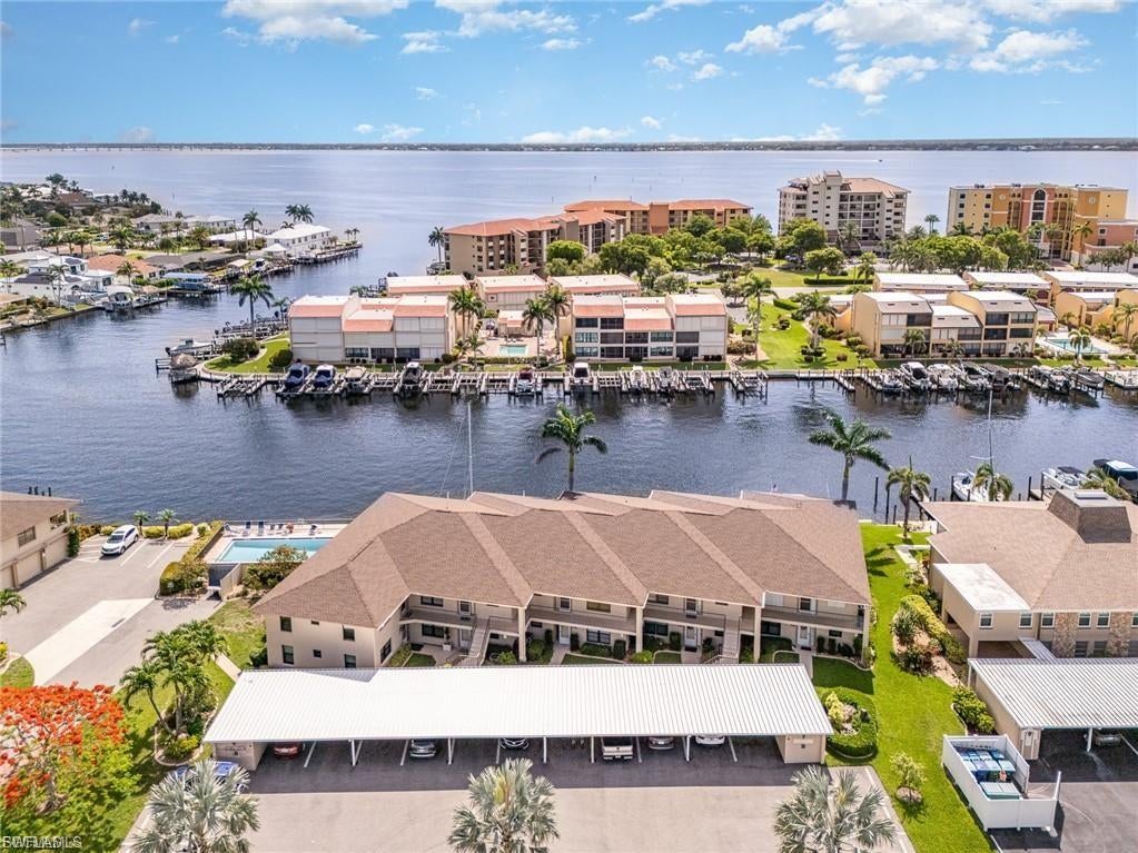 RIVER HARBOR CLUB CONDO - Residential