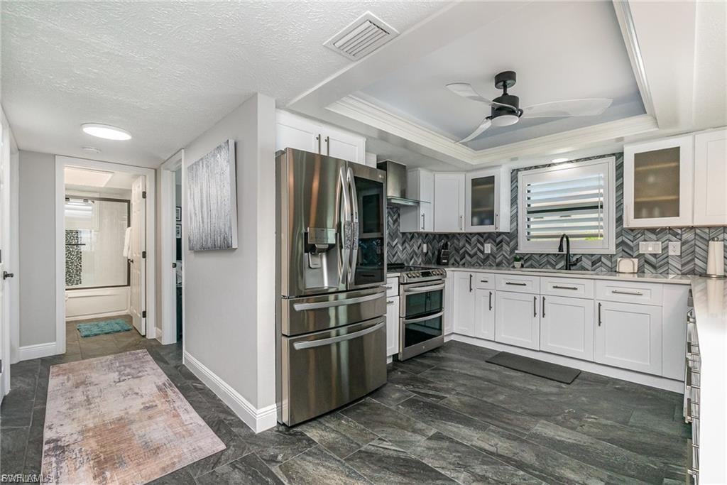 RIVER HARBOR CLUB CONDO - Residential