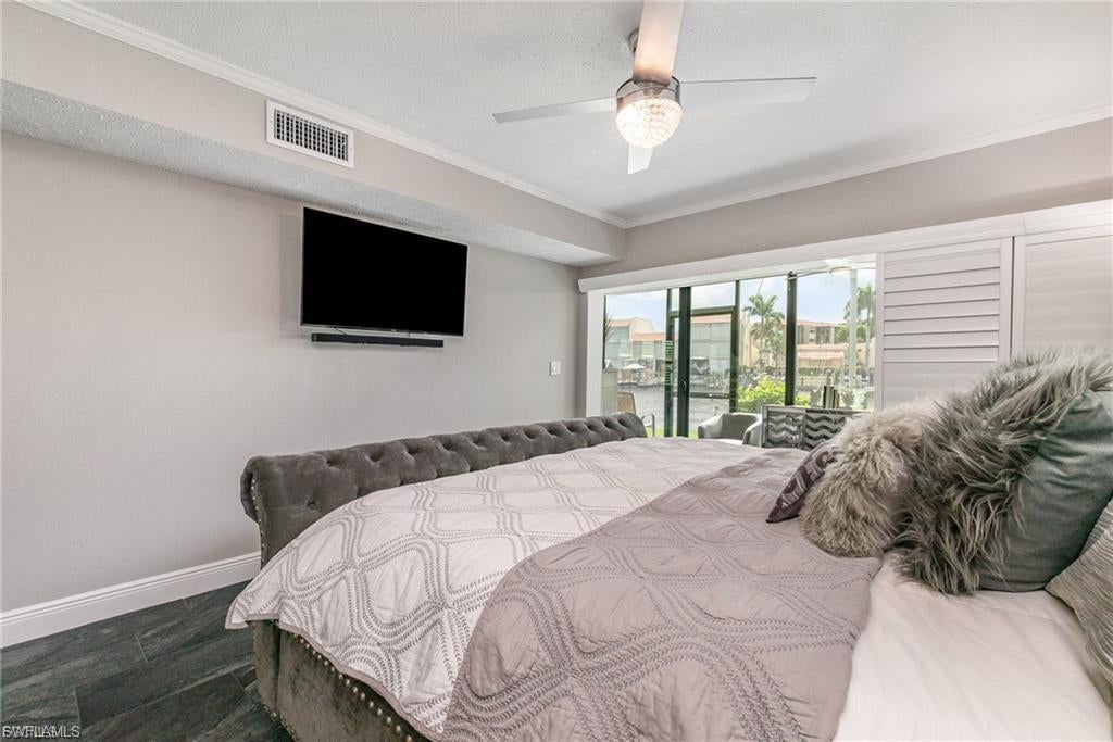 RIVER HARBOR CLUB CONDO - Residential