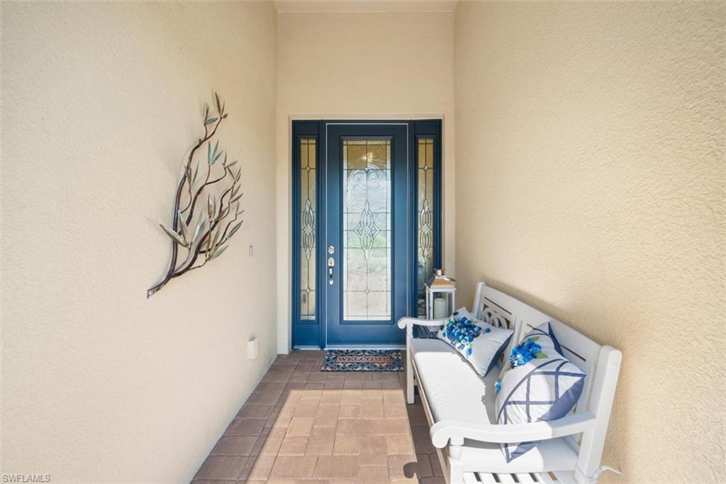 PEBBLE POINTE - Residential
