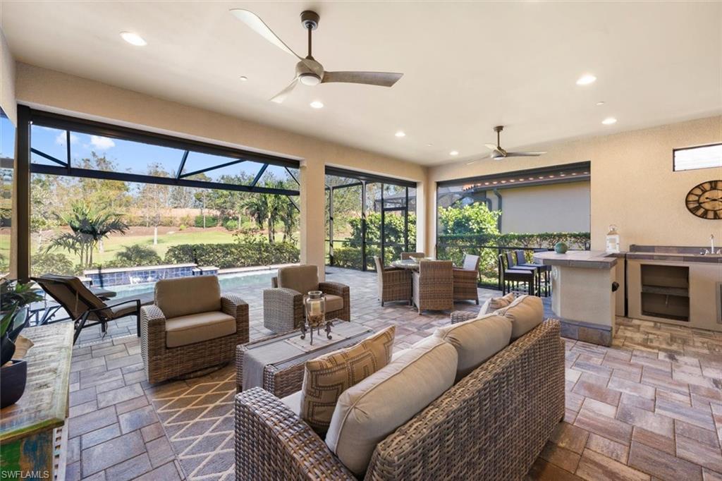 PEBBLE POINTE - Residential