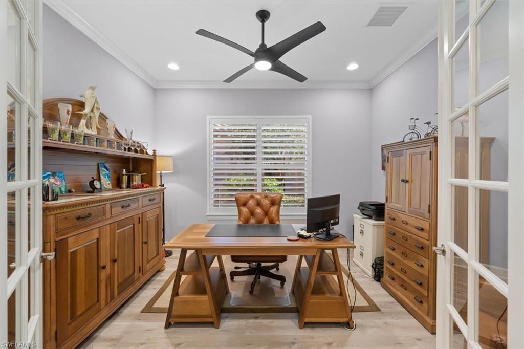 PEBBLE POINTE - Residential