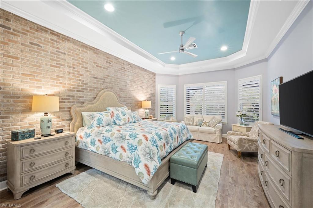 PEBBLE POINTE - Residential