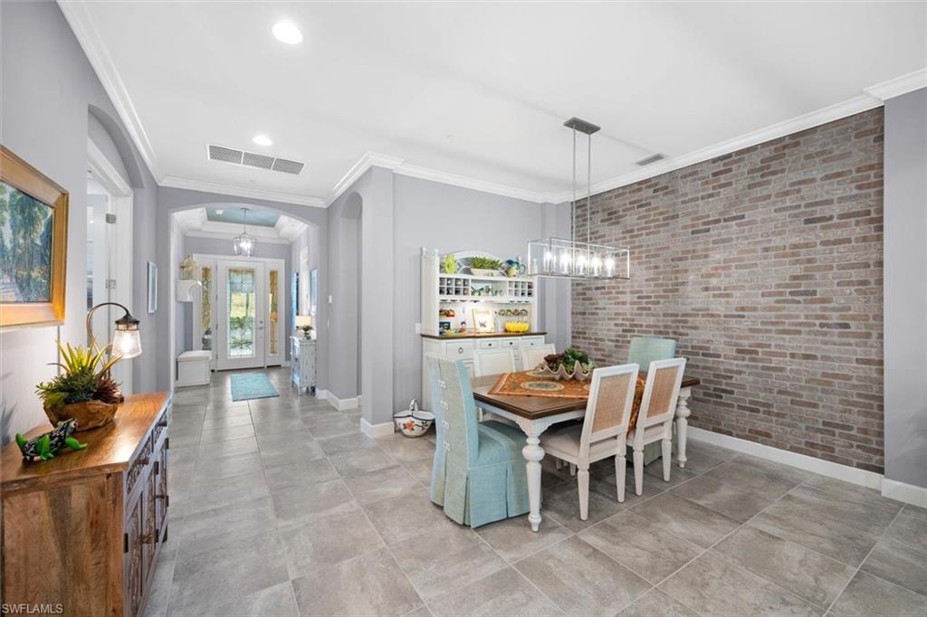 PEBBLE POINTE - Residential
