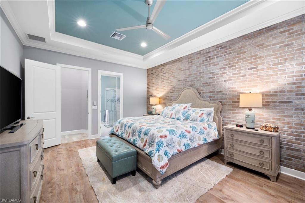 PEBBLE POINTE - Residential