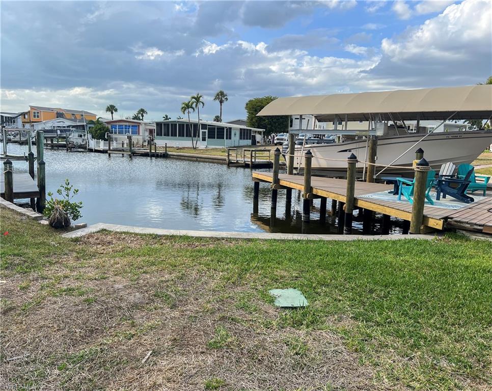 BAYSIDE ESTATES - Land