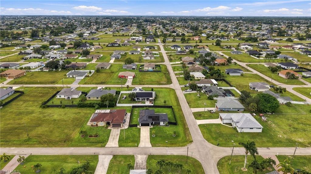 CAPE CORAL - Residential