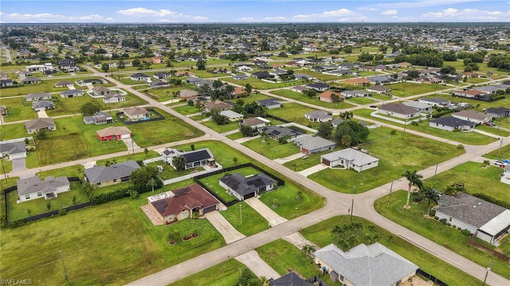 CAPE CORAL - Residential