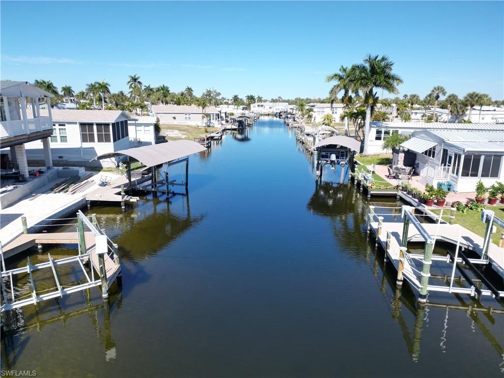 BAYSIDE ESTATES - Land