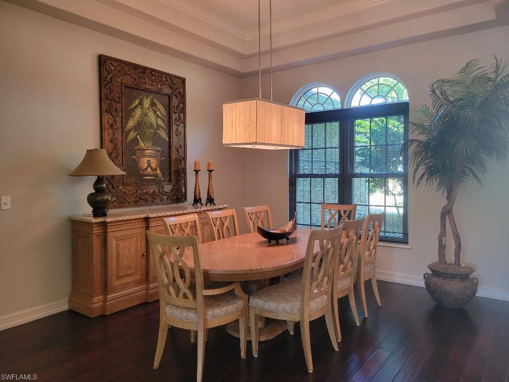 EDGEWATER - Residential Lease