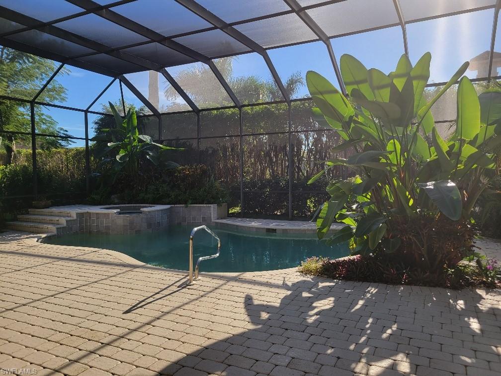 EDGEWATER - Residential Lease