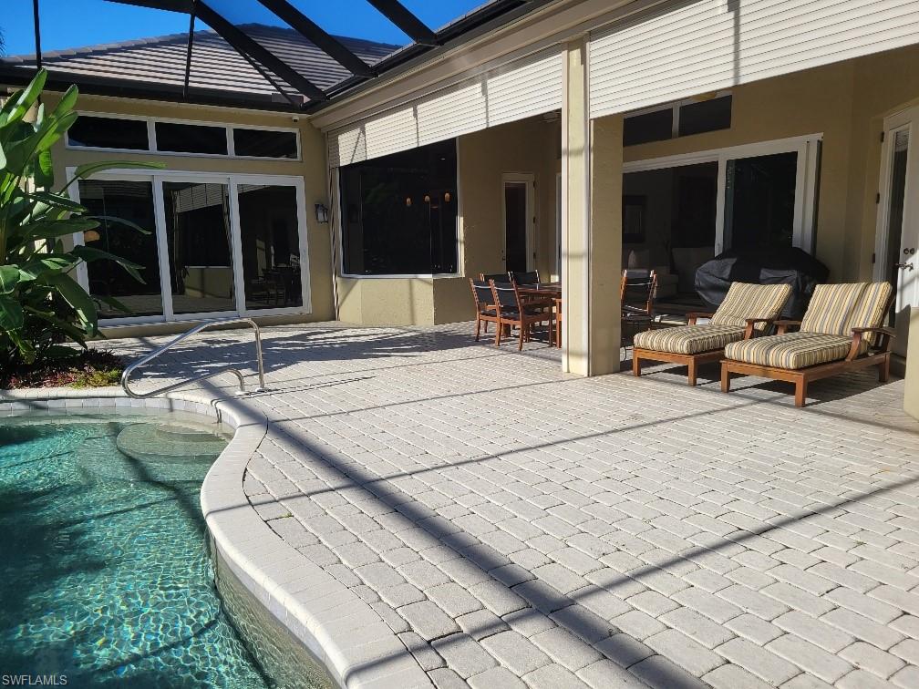 EDGEWATER - Residential Lease