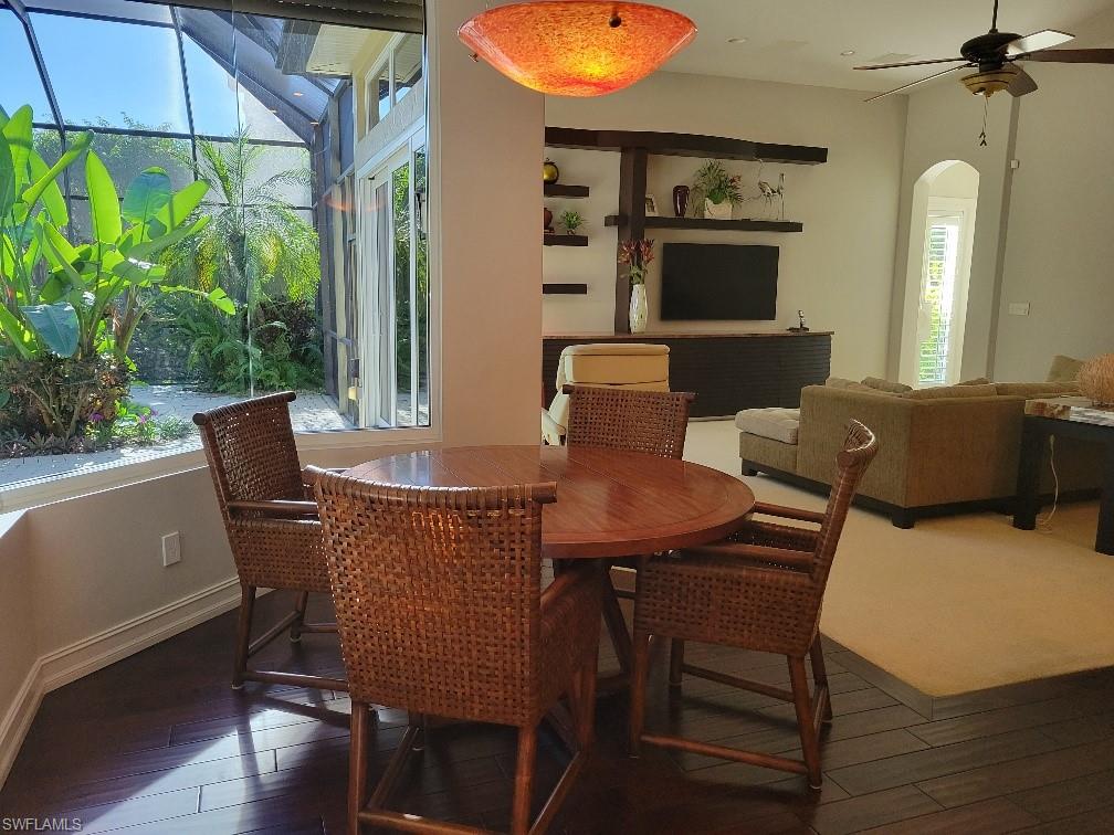EDGEWATER - Residential Lease