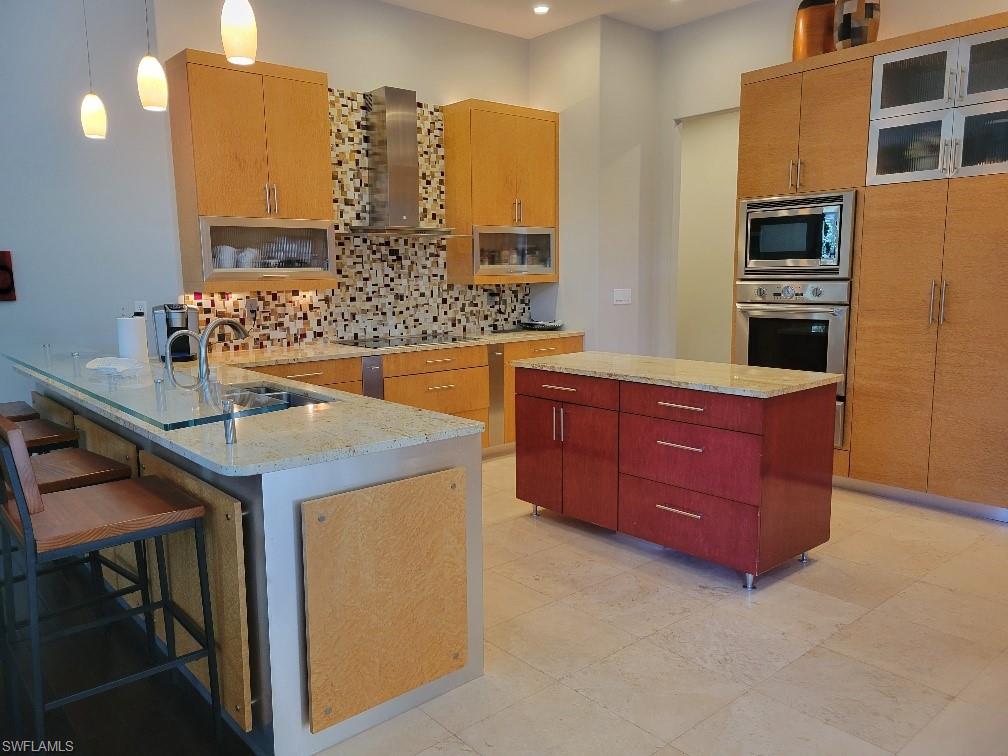 EDGEWATER - Residential Lease