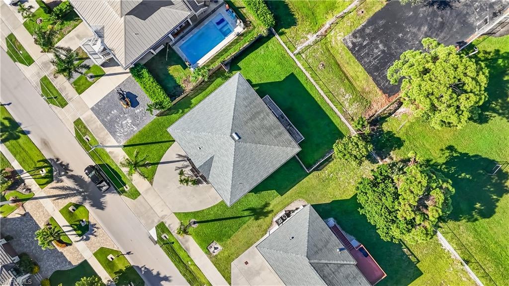MARCO ISLAND - Residential