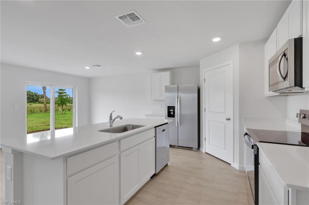AVALON - Residential Lease