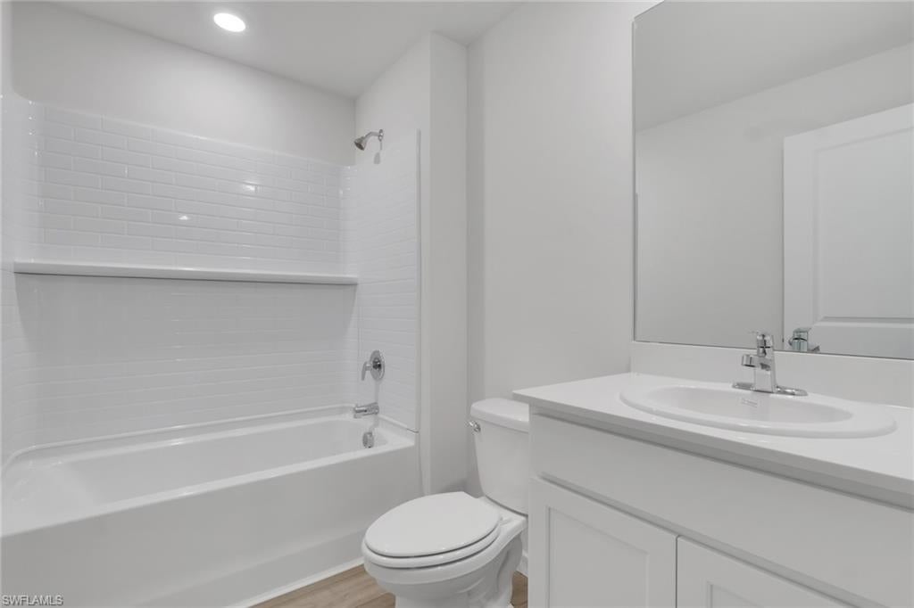 AVALON - Residential Lease