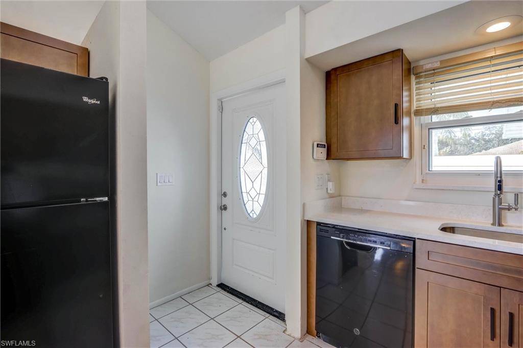 LAKE EDGE ESTATES CONDO - Residential