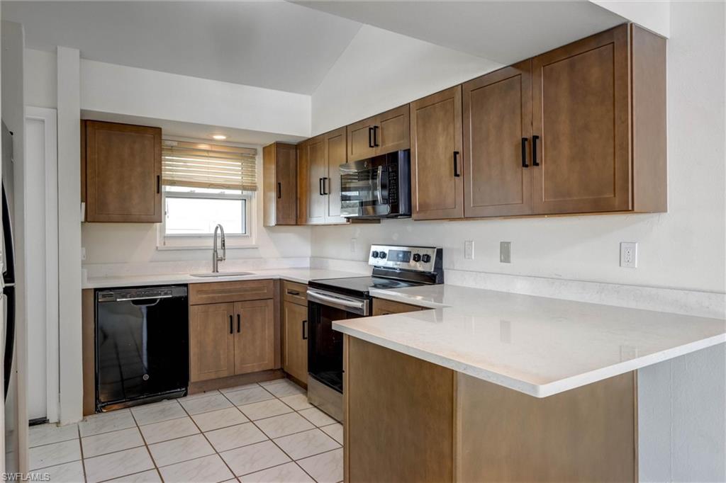 LAKE EDGE ESTATES CONDO - Residential