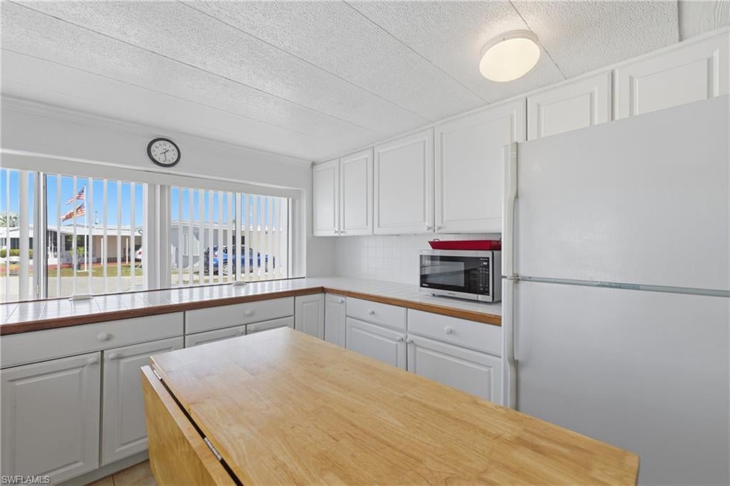 FOREST PARK MOBILE HOME - Residential