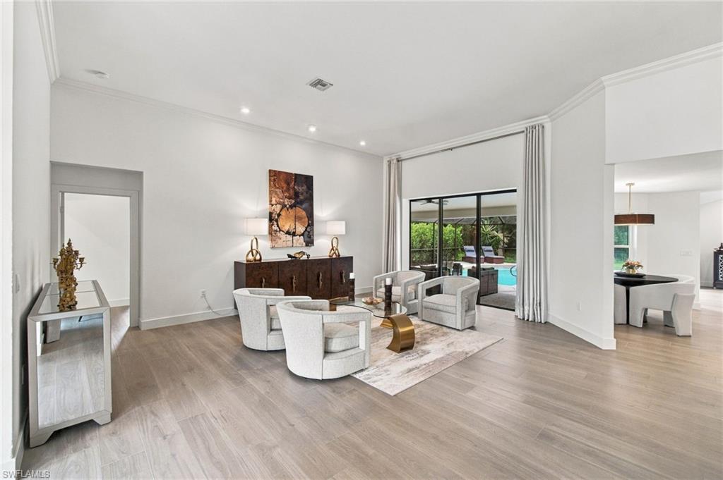 VANDERBILT LAKES - Residential