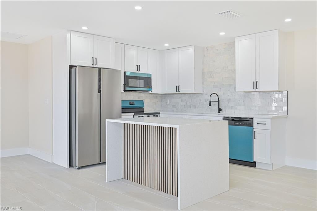 CAPE CORAL - Residential Income