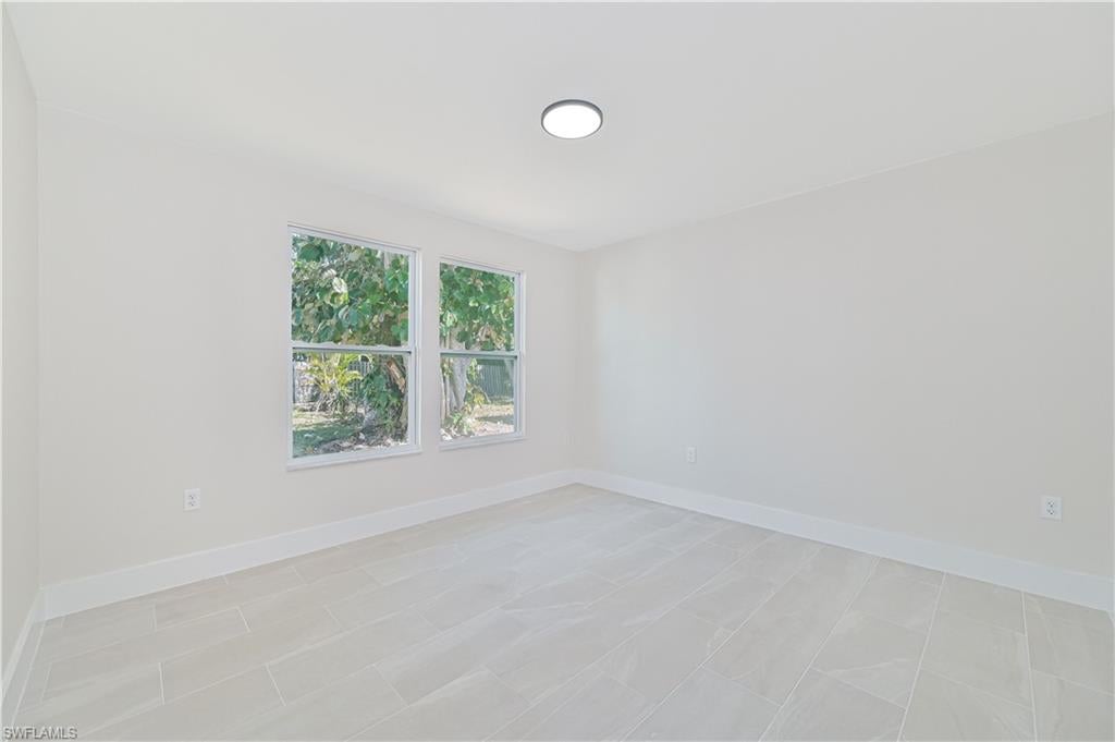 CAPE CORAL - Residential Income