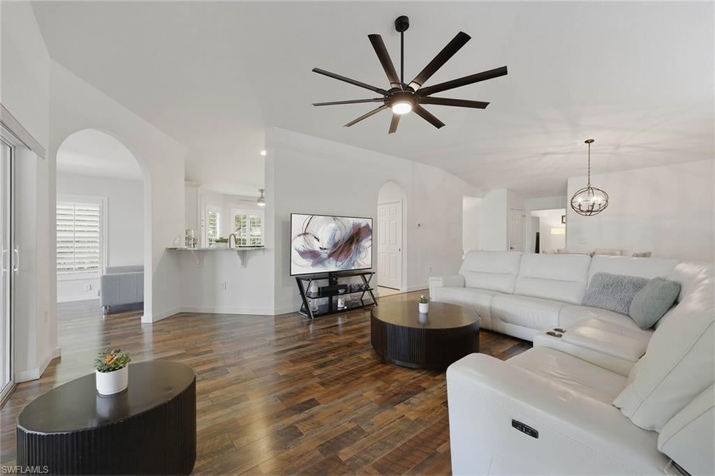 COCONUT SHORES - Residential Lease