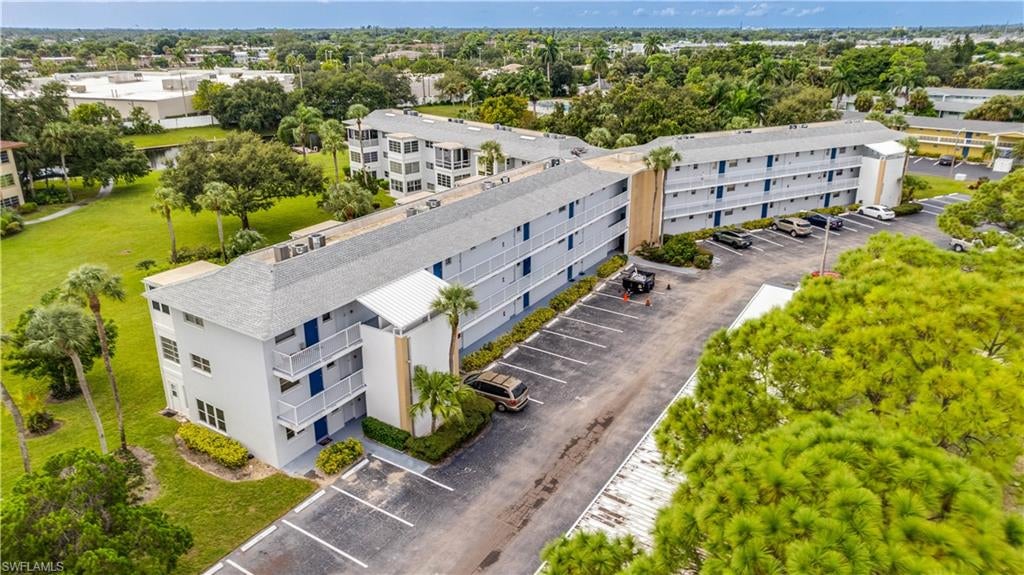 TROPIC TERRACE - Residential