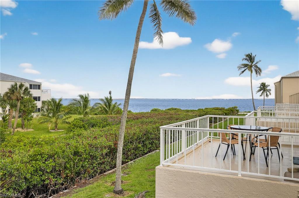 LIGHTHOUSE POINT CONDO - Residential