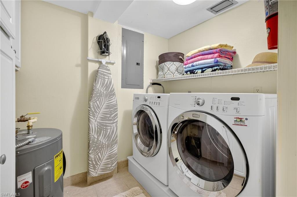 LIGHTHOUSE POINT CONDO - Residential
