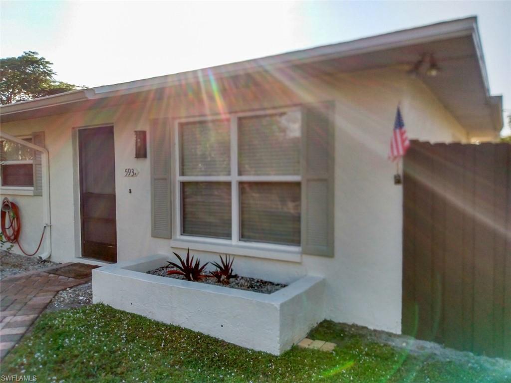 NAPLES PARK - Residential