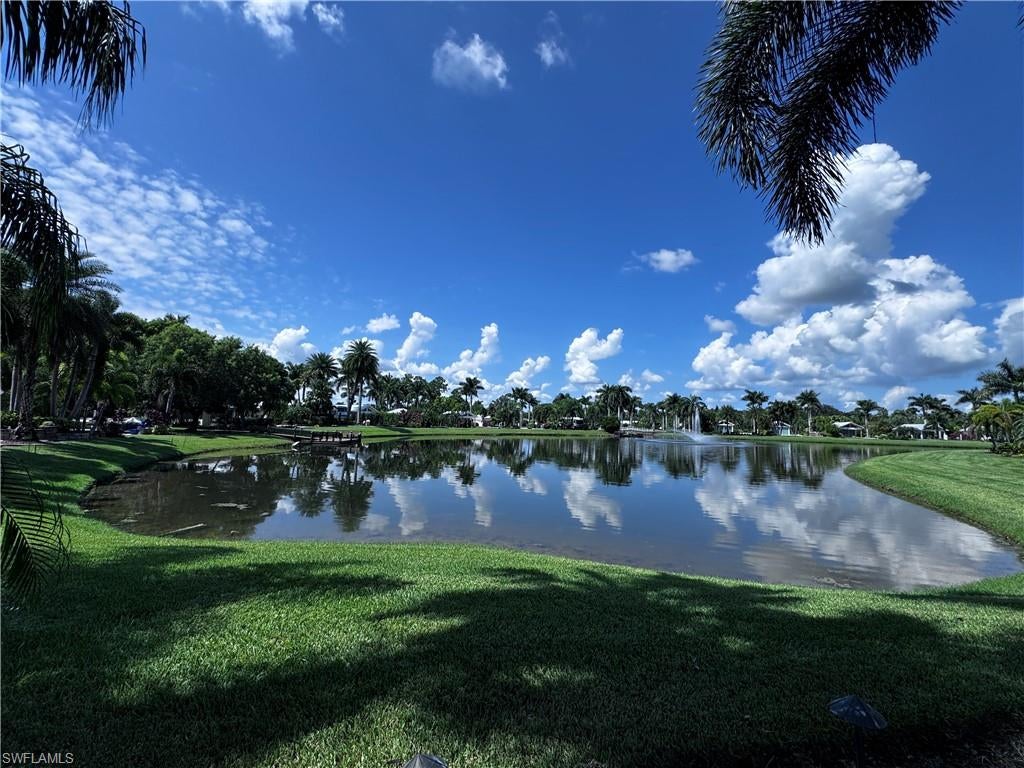 RIVERBEND MOTORCOACH RESORT - Land