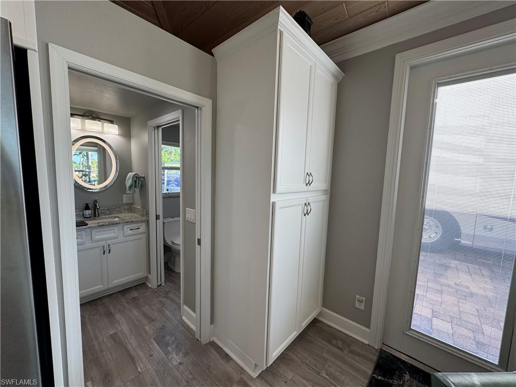 RIVERBEND MOTORCOACH RESORT - Land