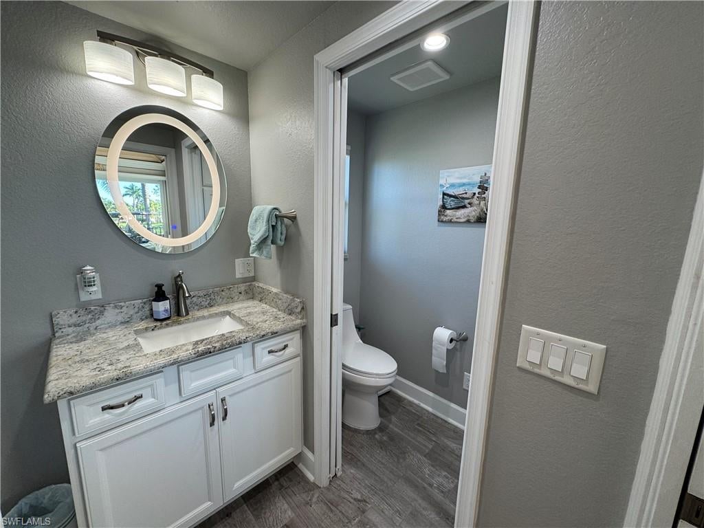 RIVERBEND MOTORCOACH RESORT - Land