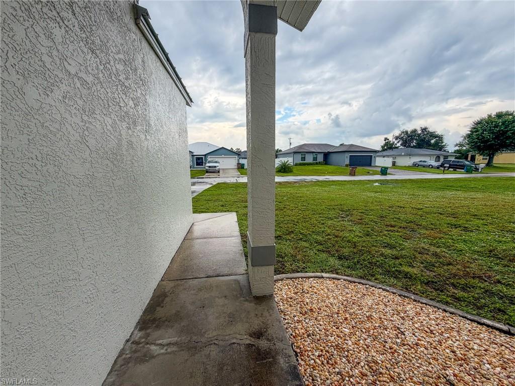 CAPE CORAL - Residential