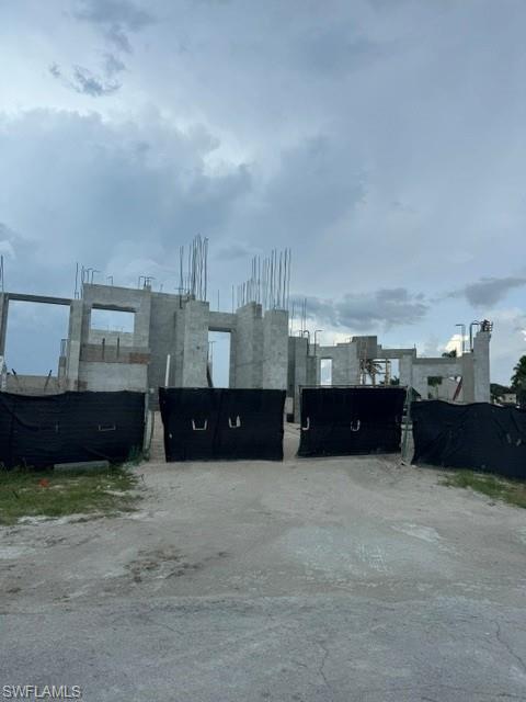 MARCO ISLAND - Residential