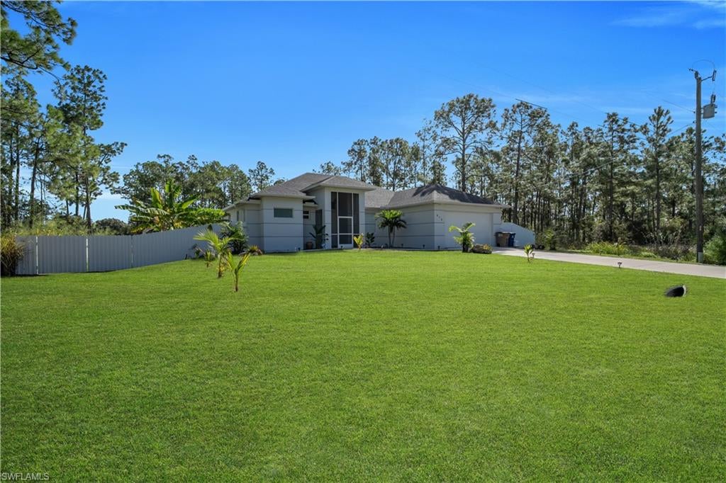 LEHIGH ACRES - Residential