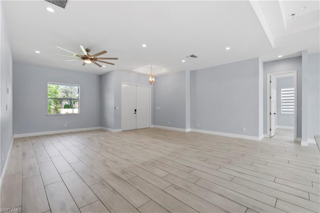 SUN VILLAGE ESTATES - Residential Lease