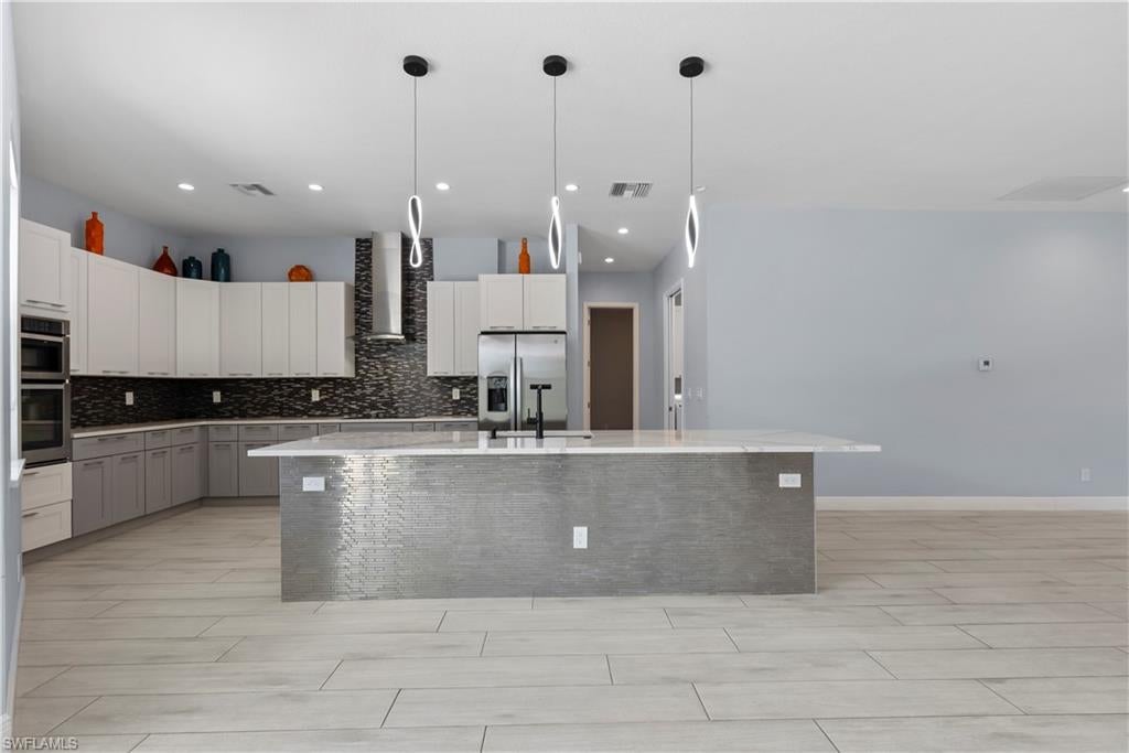 SUN VILLAGE ESTATES - Residential Lease