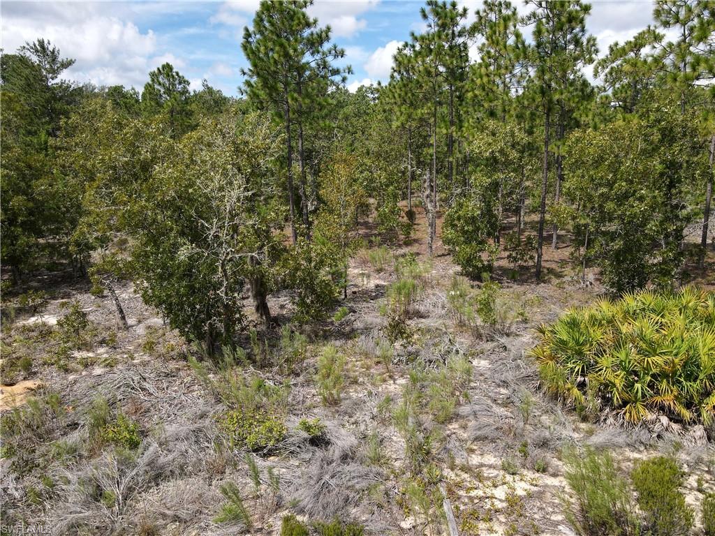 ACREAGE - Land