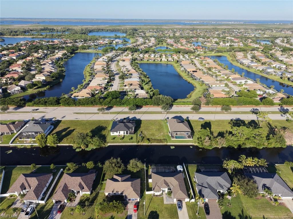 CAPE CORAL - Land