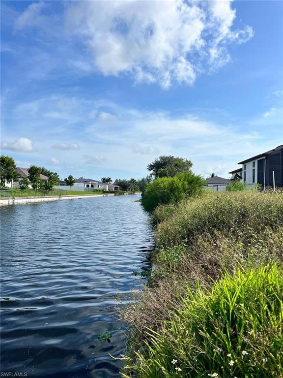 CAPE CORAL - Land