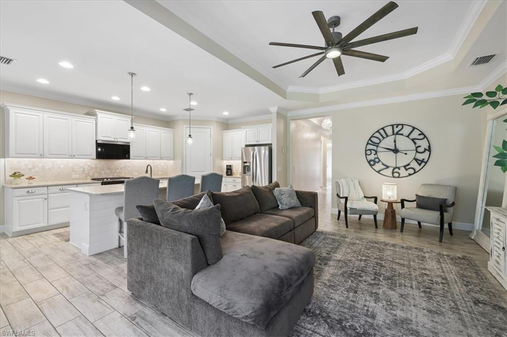 CYPRESS WALK - Residential