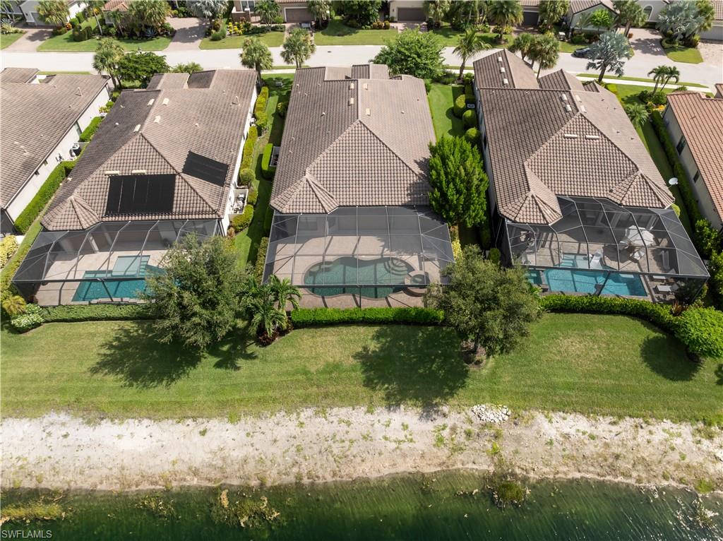 ESPLANADE - Residential Lease