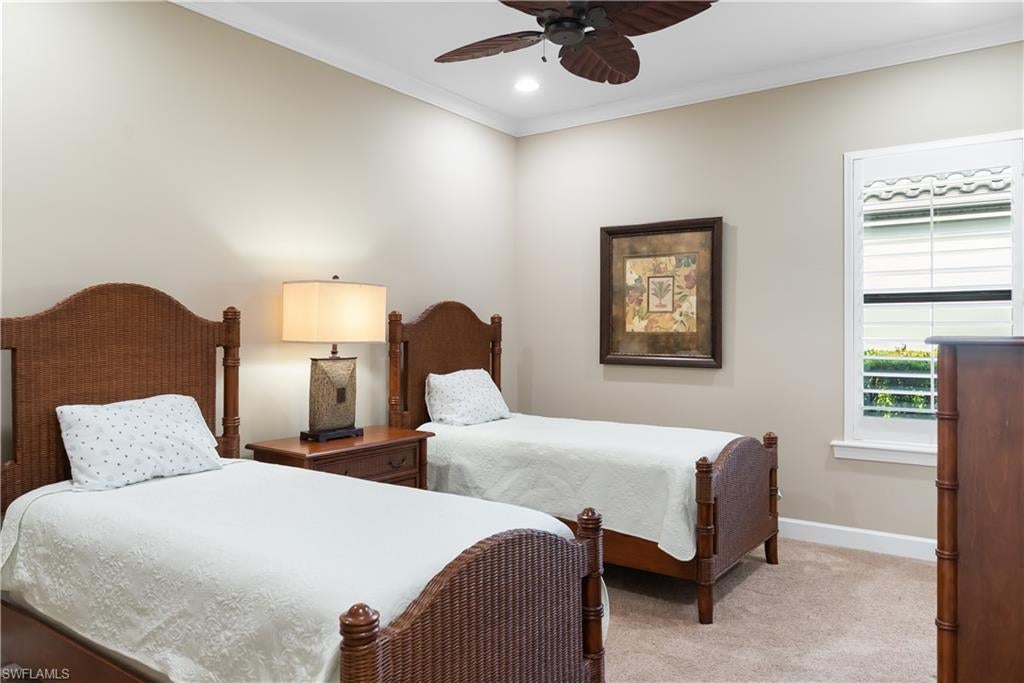 ESPLANADE - Residential Lease