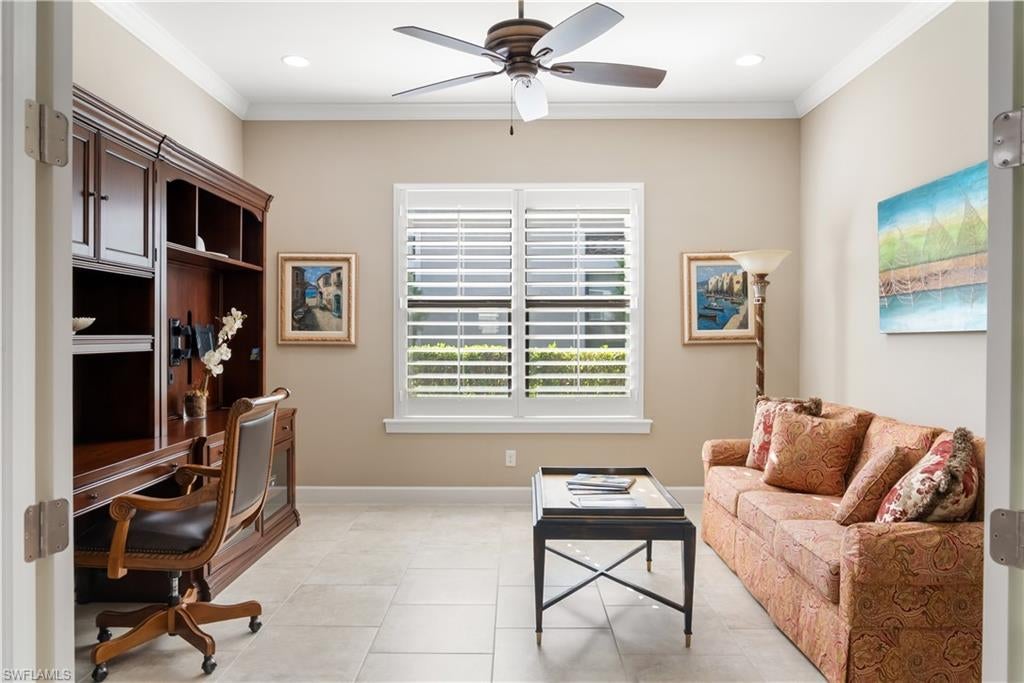 ESPLANADE - Residential Lease